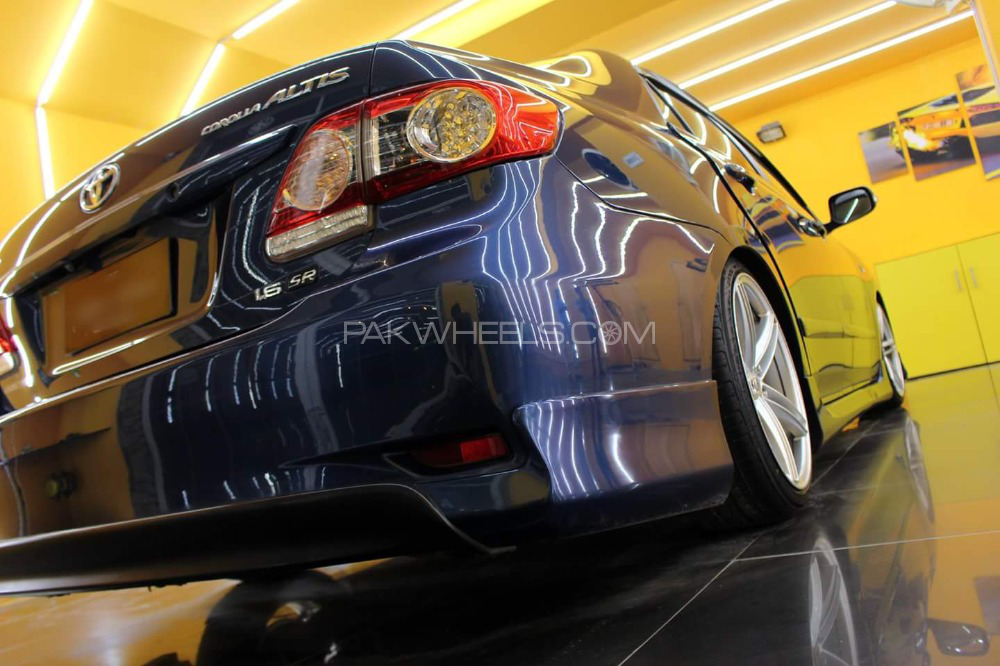 Toyota Corolla - 2012  Toyota Corolla - 2012  Image-3