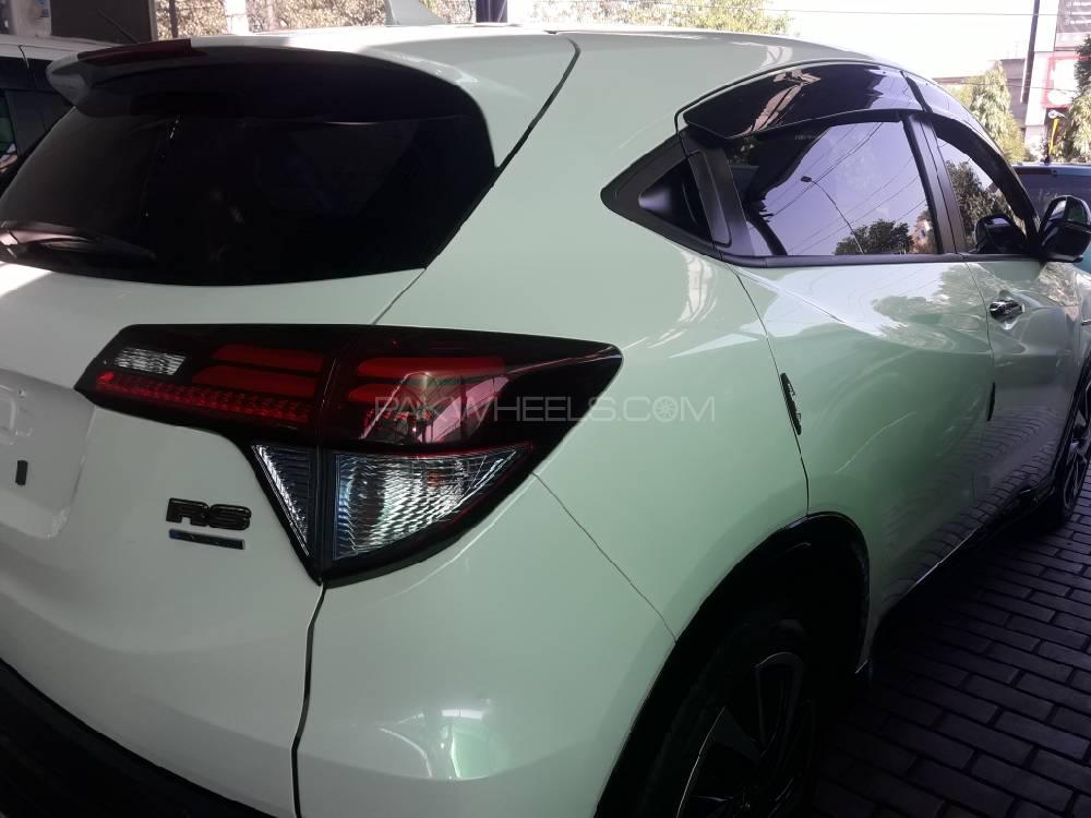 Honda Vezel 2017 for Sale in Lahore Honda Vezel 2017 for Sale in Lahore Image-4