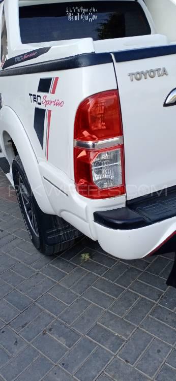 ٹویوٹا ہائیلکس 2012 for Sale in لاہور ٹویوٹا ہائیلکس 2012 for Sale in لاہور Image-7