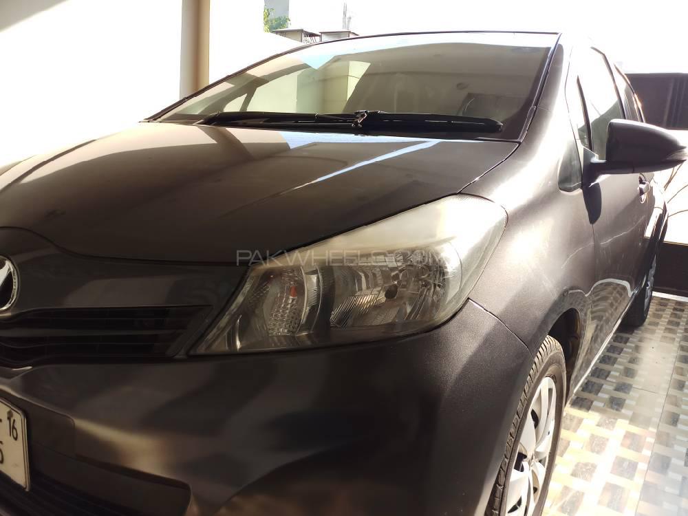 Toyota Vitz 2013 for Sale in Lahore Toyota Vitz 2013 for Sale in Lahore Image-3