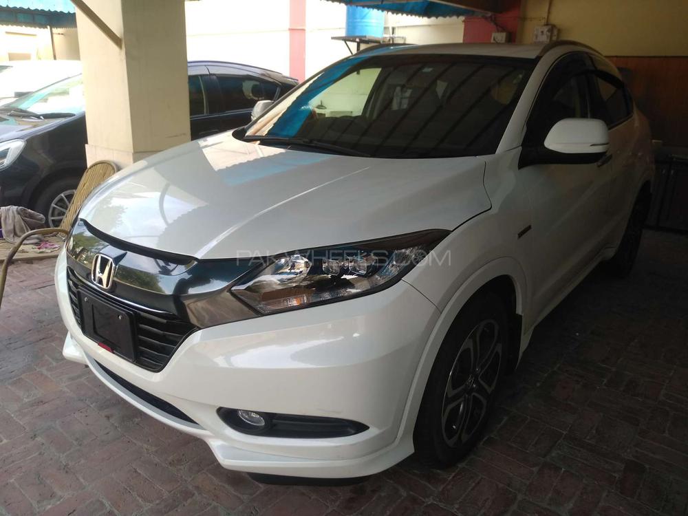 Honda Vezel 2014 for Sale in Multan Honda Vezel 2014 for Sale in Multan Image-2