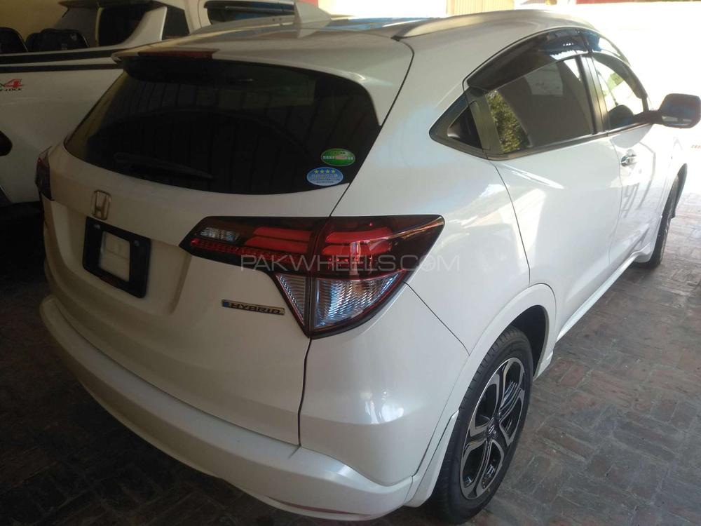 Honda Vezel 2014 for Sale in Multan Honda Vezel 2014 for Sale in Multan Image-5