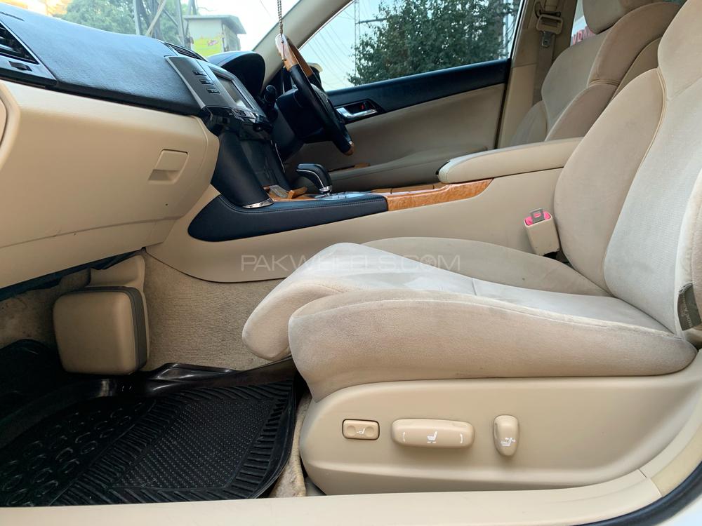 Toyota Mark X 2005 for Sale in Islamabad Toyota Mark X 2005 for Sale in Islamabad Image-13