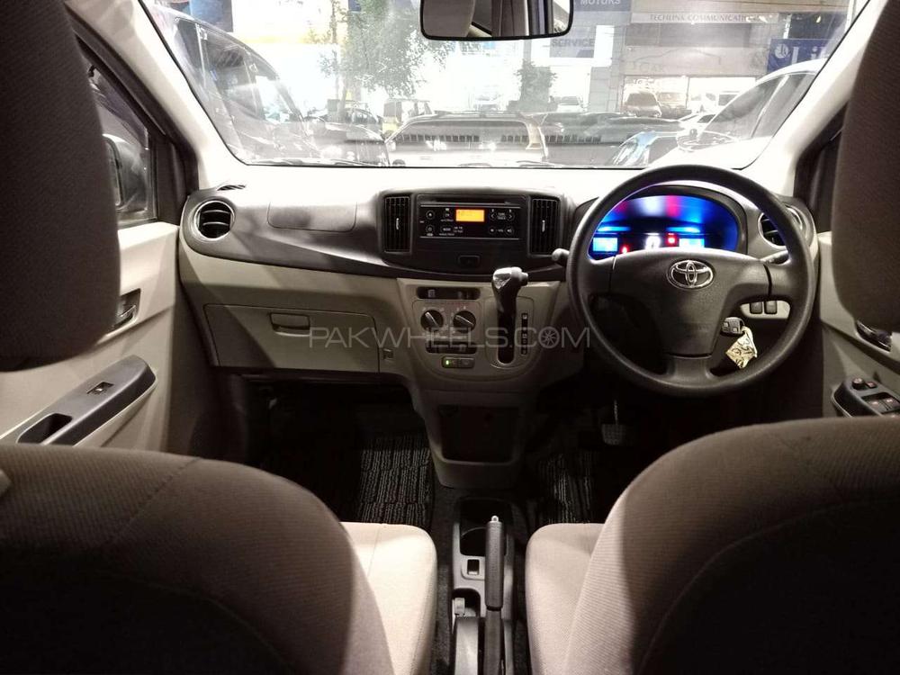 Toyota Pixis Epoch 2017 for Sale in Karachi Toyota Pixis Epoch 2017 for Sale in Karachi Image-8