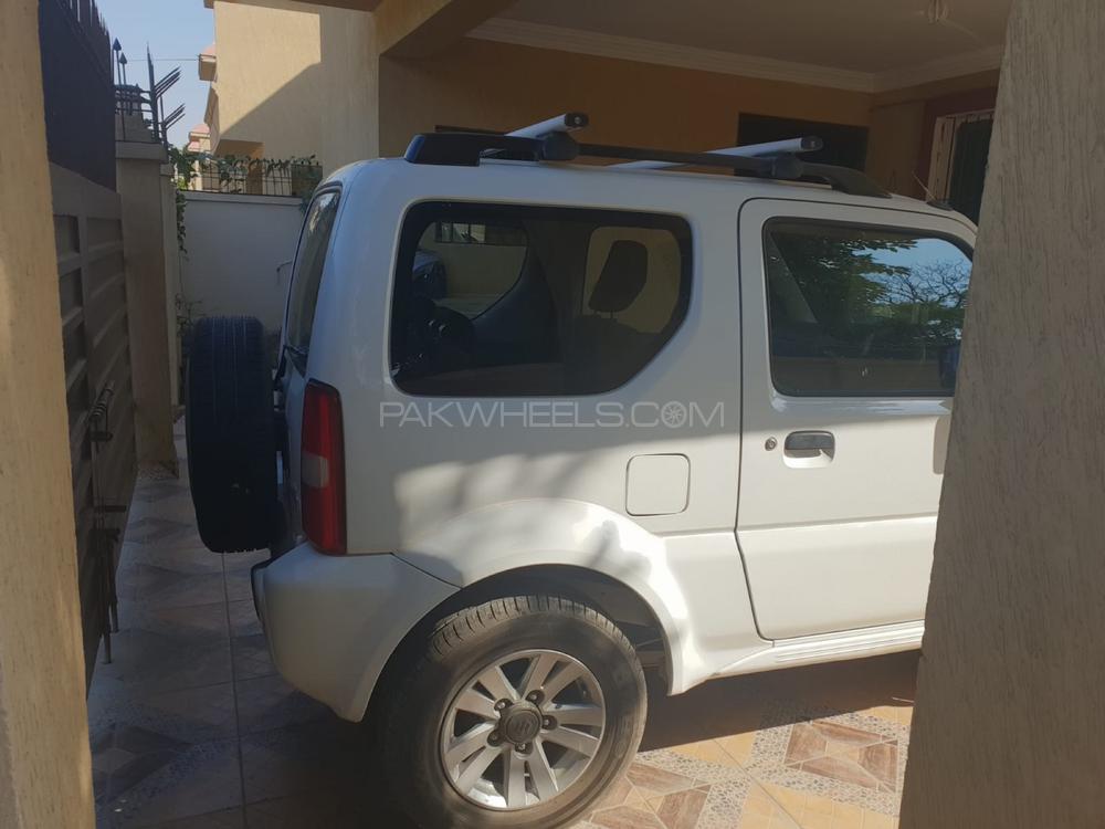 Suzuki Jimny Sierra 2013 for Sale in Karachi Suzuki Jimny Sierra 2013 for Sale in Karachi Image-5