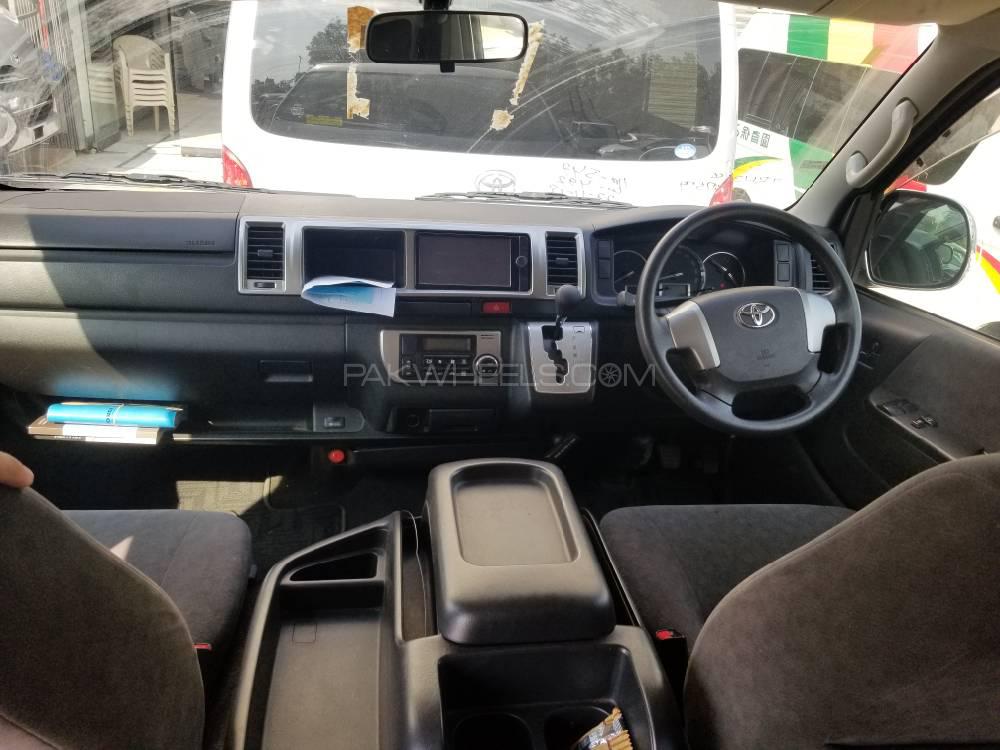 Toyota Hiace 2014 for Sale in Karachi Toyota Hiace 2014 for Sale in Karachi Image-7