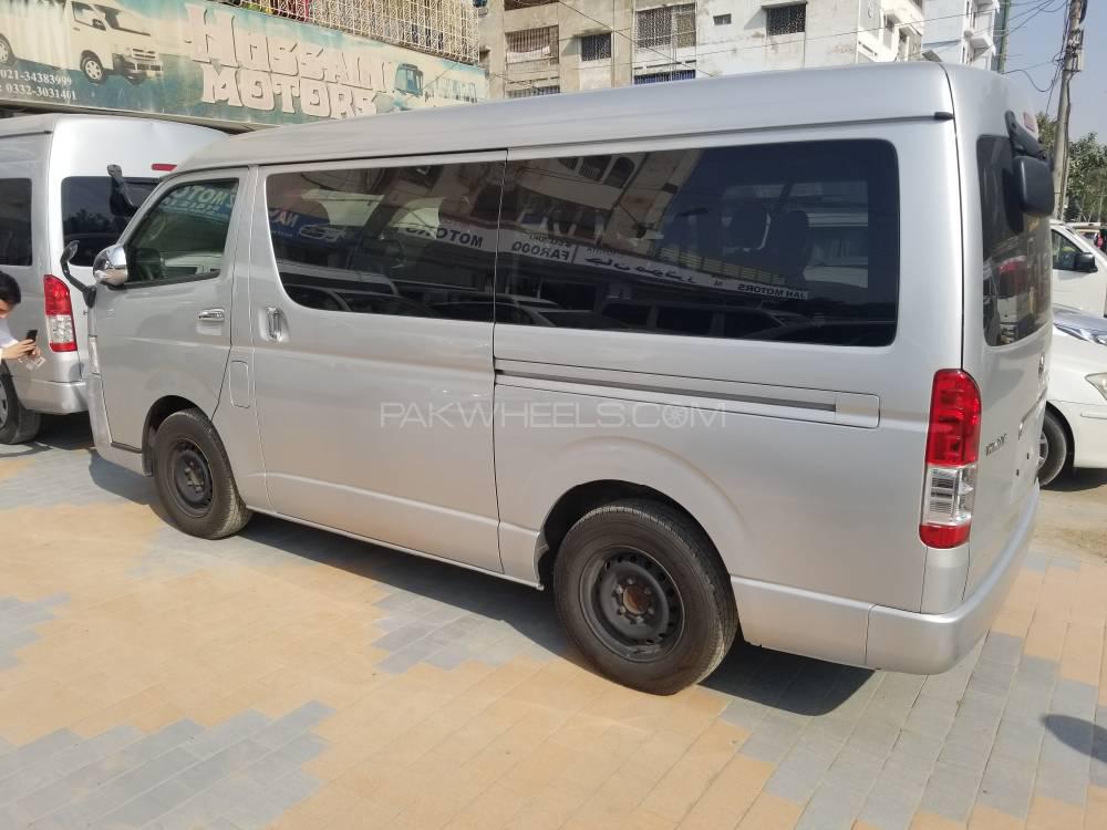 Toyota Hiace 2014 for Sale in Karachi Toyota Hiace 2014 for Sale in Karachi Image-11