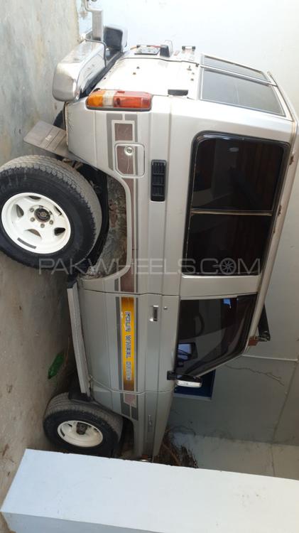ٹویوٹا اربن کروزر 1987 for Sale in ڈیرہ غازی خان ٹویوٹا اربن کروزر 1987 for Sale in ڈیرہ غازی خان Image-9