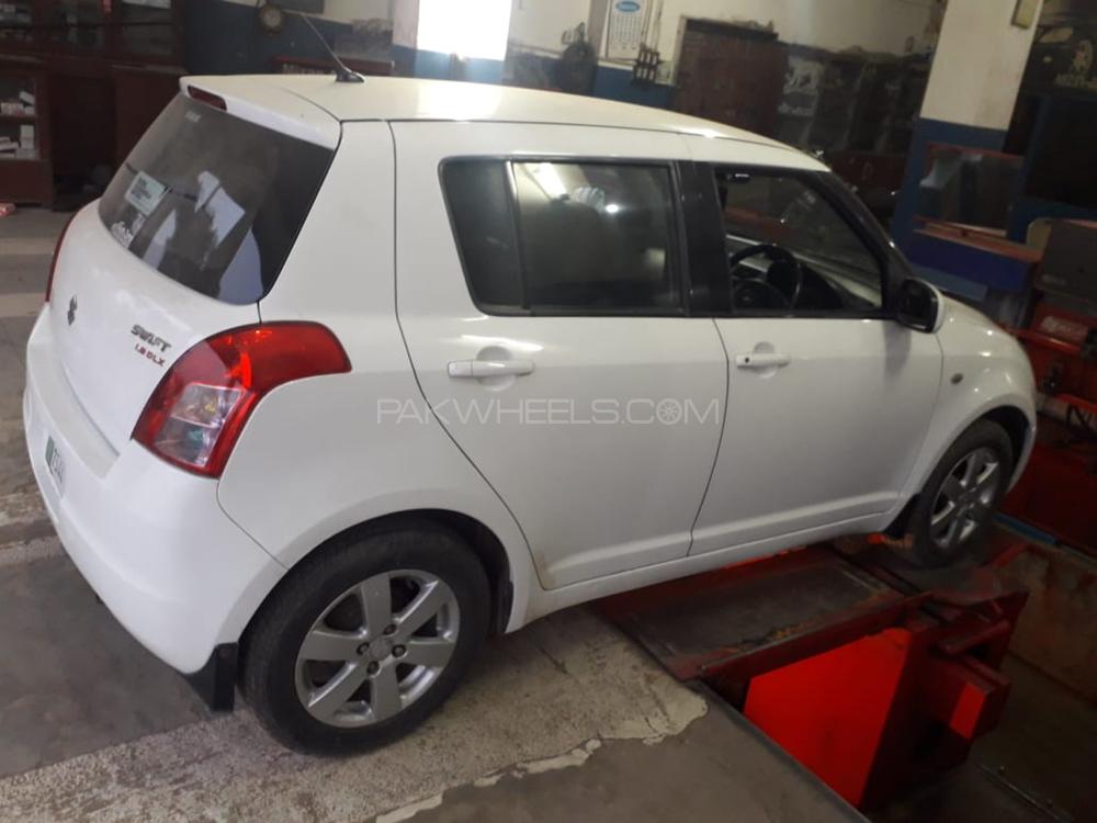 Suzuki Swift 2011 for Sale in Gujranwala Suzuki Swift 2011 for Sale in Gujranwala Image-6