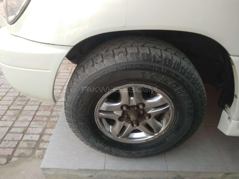 Toyota Land Cruiser 2001 for Sale in Multan Toyota Land Cruiser 2001 for Sale in Multan Image-3