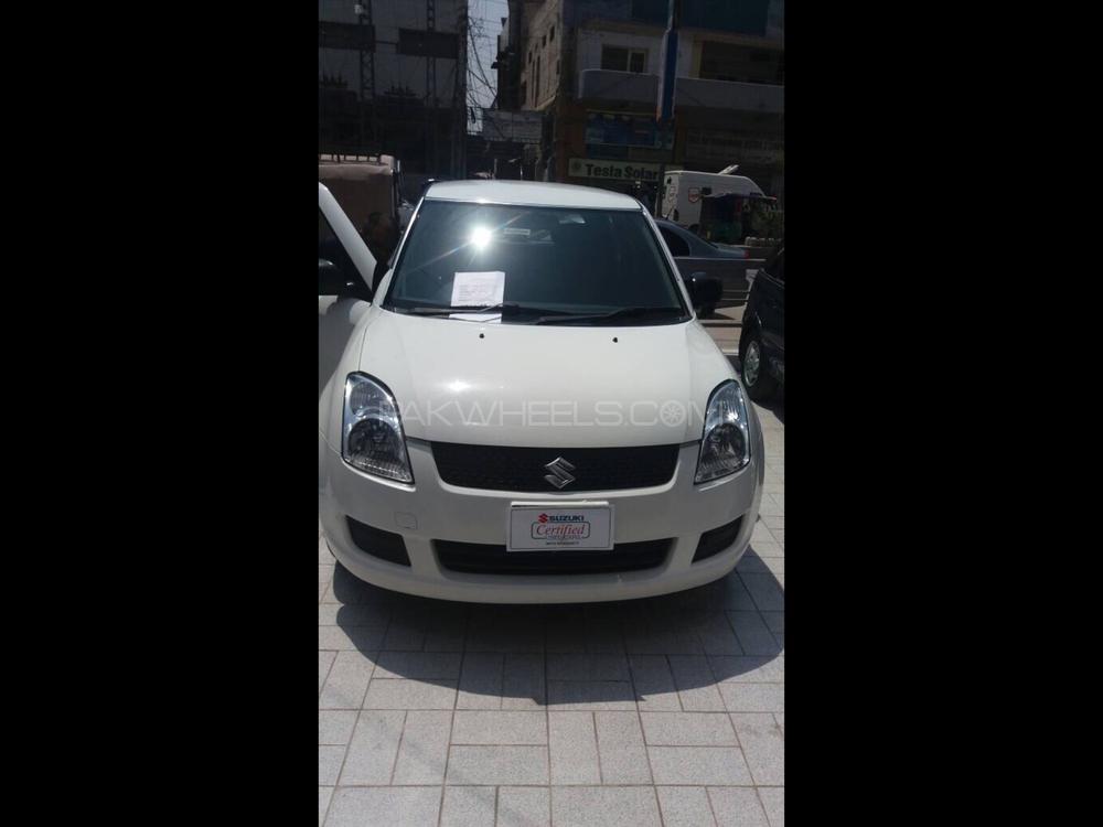 Suzuki Swift 2013 for Sale in Nowshera Image-1