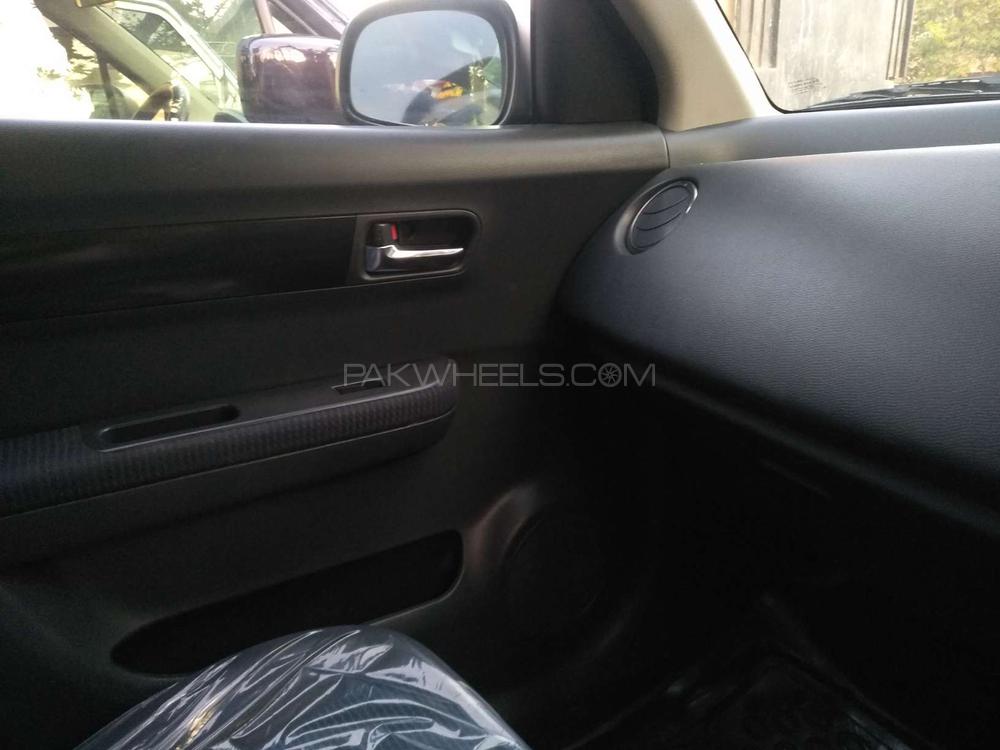 Suzuki Swift 2016 for Sale in Karachi Suzuki Swift 2016 for Sale in Karachi Image-8