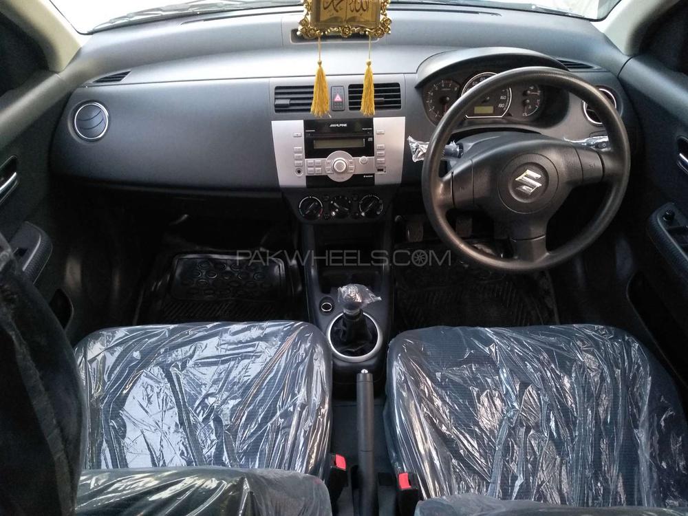 Suzuki Swift 2016 for Sale in Karachi Suzuki Swift 2016 for Sale in Karachi Image-13