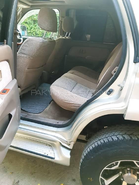 Toyota Surf 2002 for Sale in Islamabad Toyota Surf 2002 for Sale in Islamabad Image-8