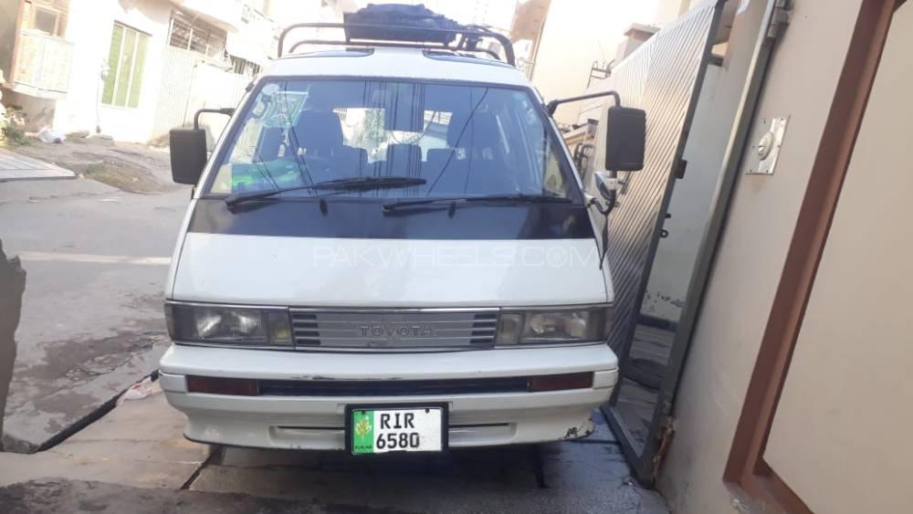 Toyota Town Ace 1990 for Sale in Lahore Image-1