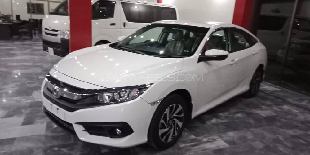 Honda Civic 2019 for Sale in Sahiwal Honda Civic 2019 for Sale in Sahiwal Image-4