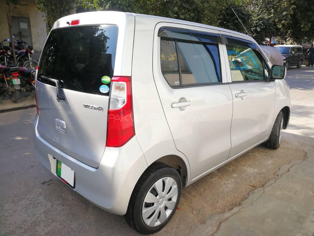 Suzuki Wagon R 2015 for Sale in Lahore Suzuki Wagon R 2015 for Sale in Lahore Image-4