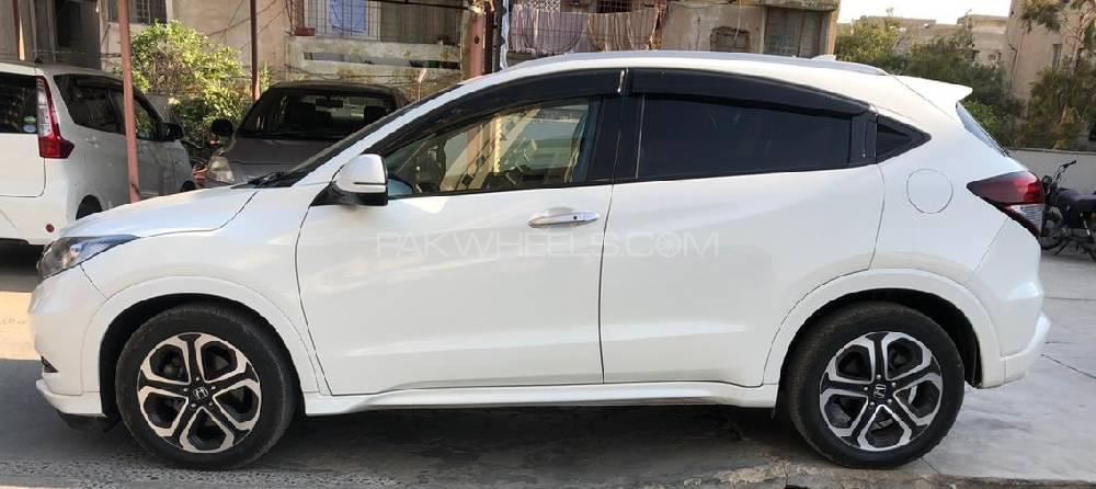 Honda Vezel 2015 for Sale in Karachi Honda Vezel 2015 for Sale in Karachi Image-8