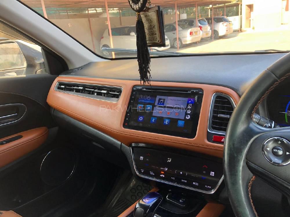 Honda Vezel 2015 for Sale in Karachi Honda Vezel 2015 for Sale in Karachi Image-15