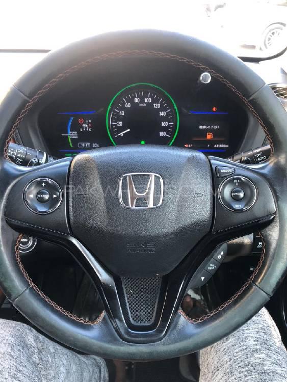 Honda Vezel 2015 for Sale in Karachi Honda Vezel 2015 for Sale in Karachi Image-10