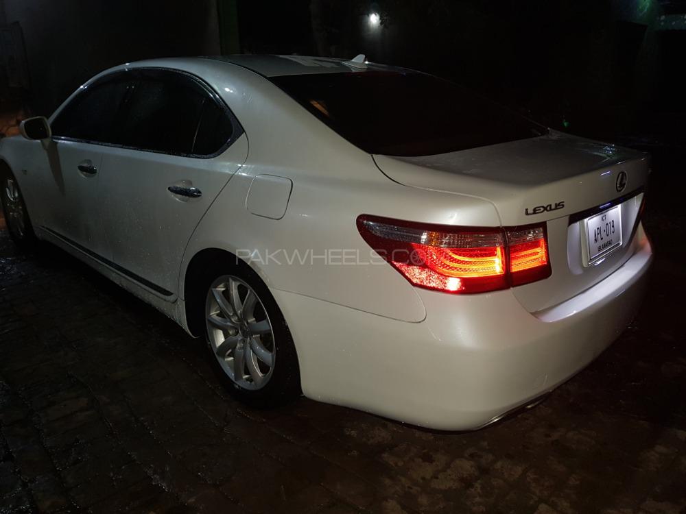 Lexus LS Series 2007 for Sale in Chiniot Image-1