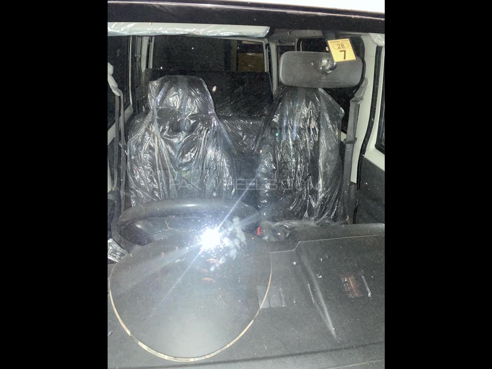 نسان کلپر 2010 for Sale in کراچی نسان کلپر 2010 for Sale in کراچی Image-10