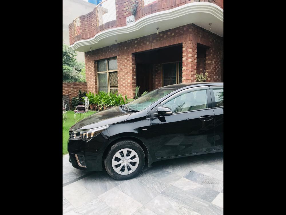 Toyota Corolla 2015 for Sale in Lahore Toyota Corolla 2015 for Sale in Lahore Image-14