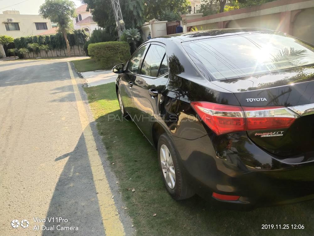 Toyota Corolla 2015 for Sale in Lahore Toyota Corolla 2015 for Sale in Lahore Image-3
