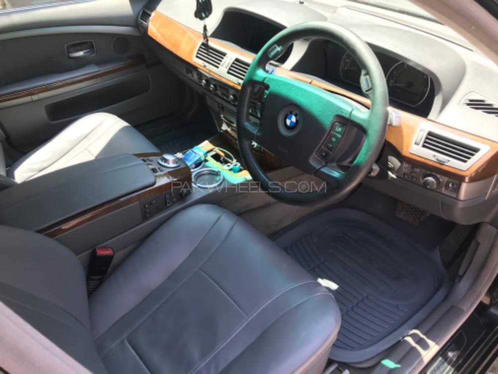 BMW 7 Series 2005 for Sale in Rawalpindi BMW 7 Series 2005 for Sale in Rawalpindi Image-5