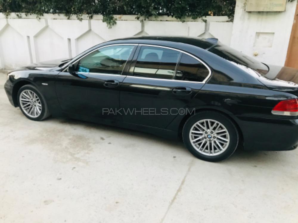 BMW 7 Series 2005 for Sale in Rawalpindi BMW 7 Series 2005 for Sale in Rawalpindi Image-18