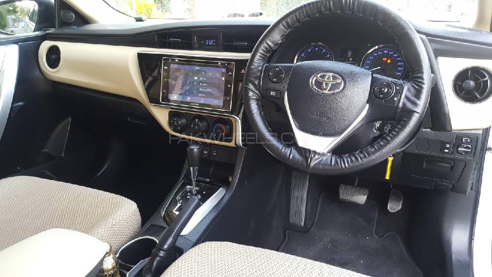 Toyota Corolla 2018 for Sale in Peshawar Toyota Corolla 2018 for Sale in Peshawar Image-15