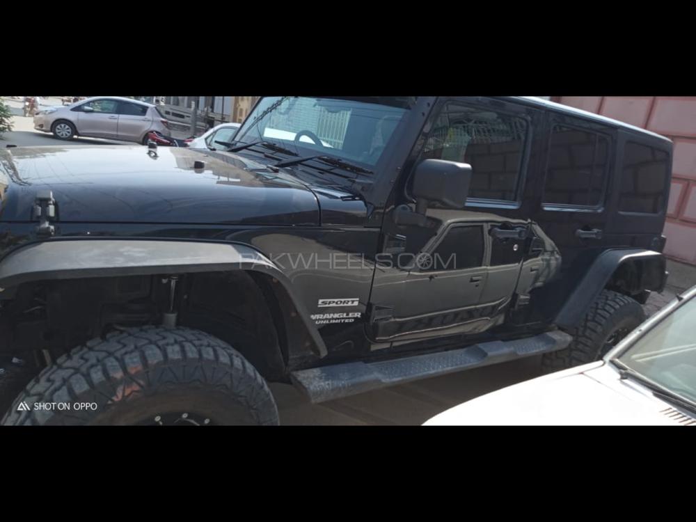 جیپ رینگلر 2012 for Sale in لاہور جیپ رینگلر 2012 for Sale in لاہور Image-2