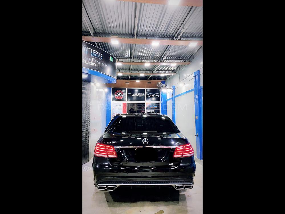 مرسڈیز بینز ای کلاس 2012 for Sale in کراچی مرسڈیز بینز ای کلاس 2012 for Sale in کراچی Image-4