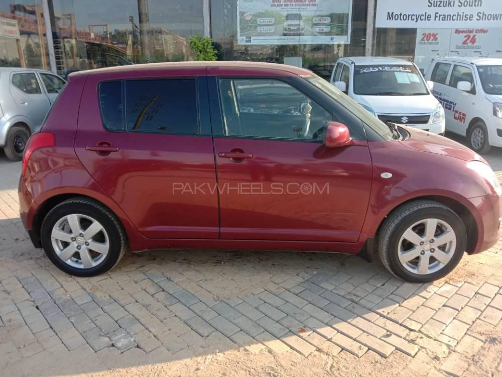Suzuki Swift 2016 for Sale in Karachi Suzuki Swift 2016 for Sale in Karachi Image-5