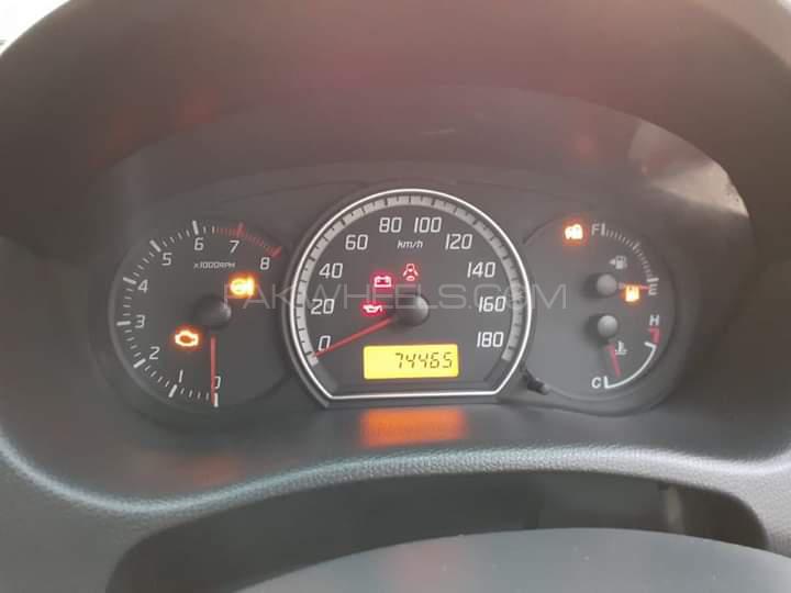 Suzuki Swift 2013 for Sale in Karachi Suzuki Swift 2013 for Sale in Karachi Image-16