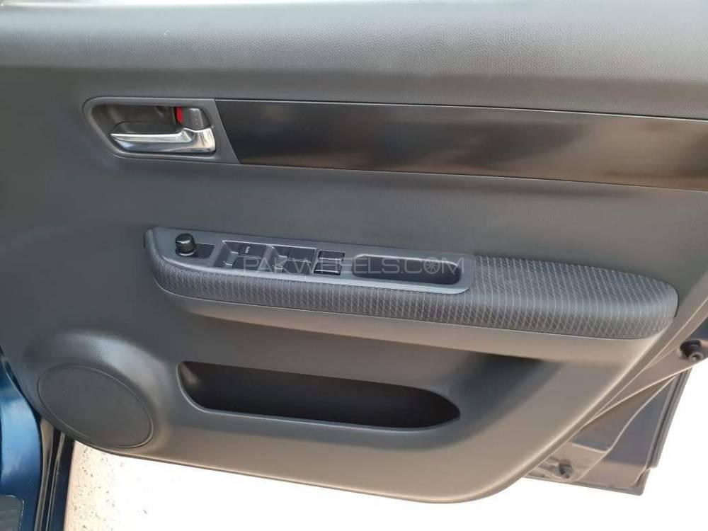 Suzuki Swift 2013 for Sale in Karachi Suzuki Swift 2013 for Sale in Karachi Image-19