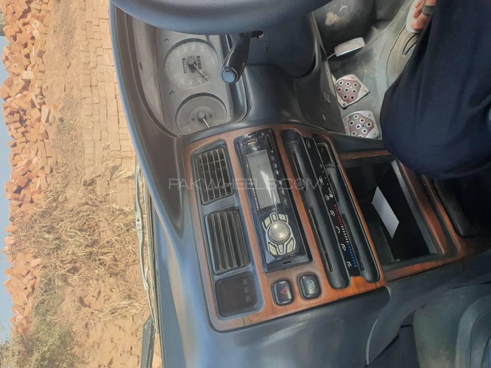 Toyota Corolla 1998 for Sale in Sheikhupura Toyota Corolla 1998 for Sale in Sheikhupura Image-4