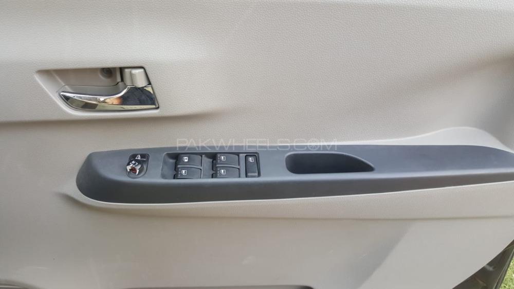 Daihatsu Mira 2011 for Sale in Karachi Daihatsu Mira 2011 for Sale in Karachi Image-11