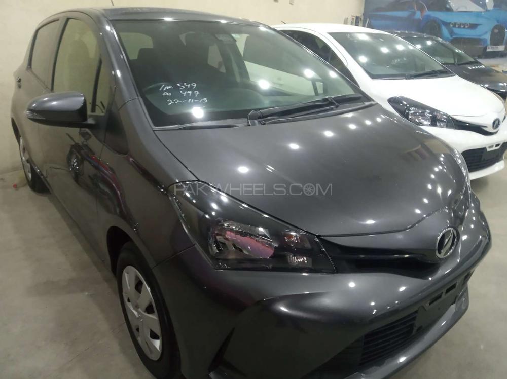 Toyota Vitz 2016 for Sale in Gujranwala Toyota Vitz 2016 for Sale in Gujranwala Image-2