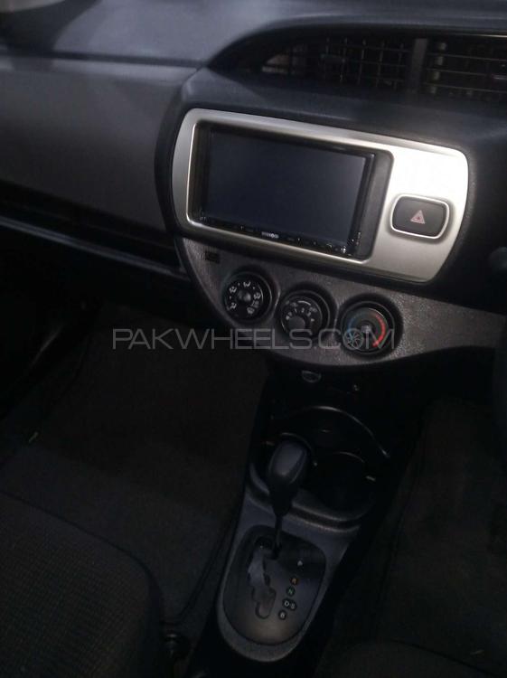 Toyota Vitz 2016 for Sale in Gujranwala Toyota Vitz 2016 for Sale in Gujranwala Image-9