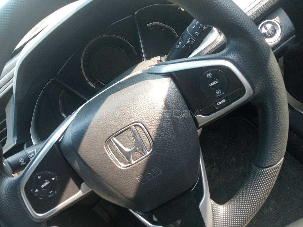 Honda Civic 2018 for Sale in Gujranwala Honda Civic 2018 for Sale in Gujranwala Image-10