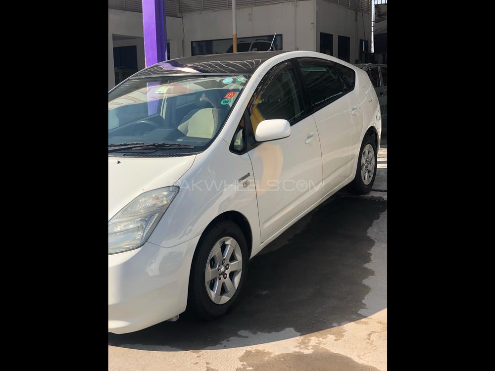 Toyota Prius 2009 for Sale in Peshawar Toyota Prius 2009 for Sale in Peshawar Image-3