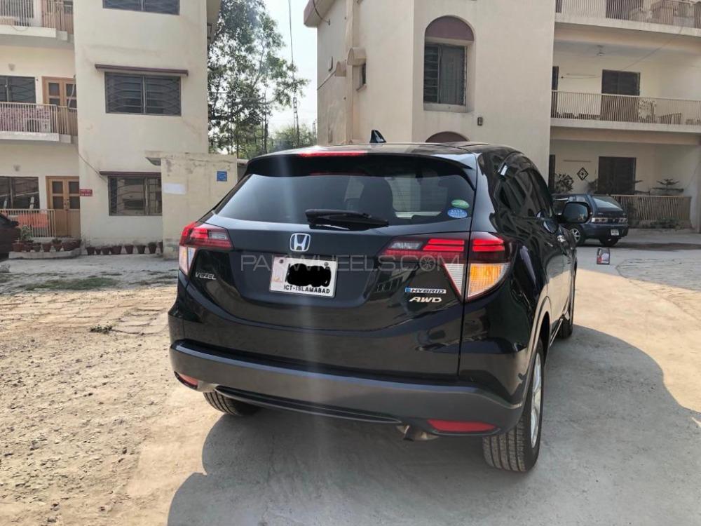 Honda Vezel 2014 for Sale in Islamabad Honda Vezel 2014 for Sale in Islamabad Image-15