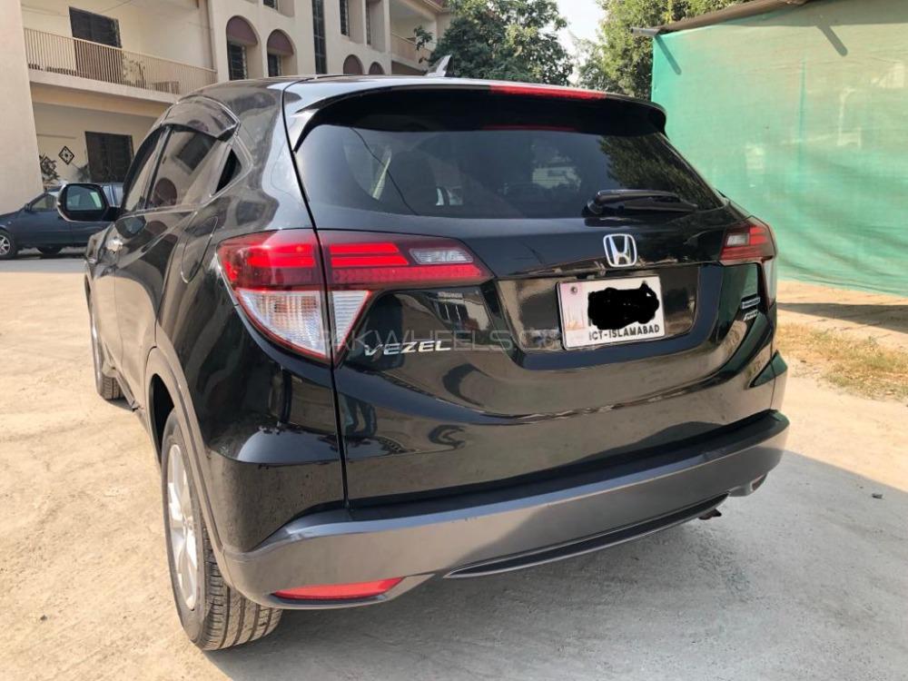 Honda Vezel 2014 for Sale in Islamabad Honda Vezel 2014 for Sale in Islamabad Image-18