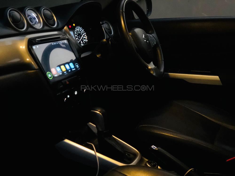 Suzuki Vitara 2018 for Sale in Lahore Suzuki Vitara 2018 for Sale in Lahore Image-7