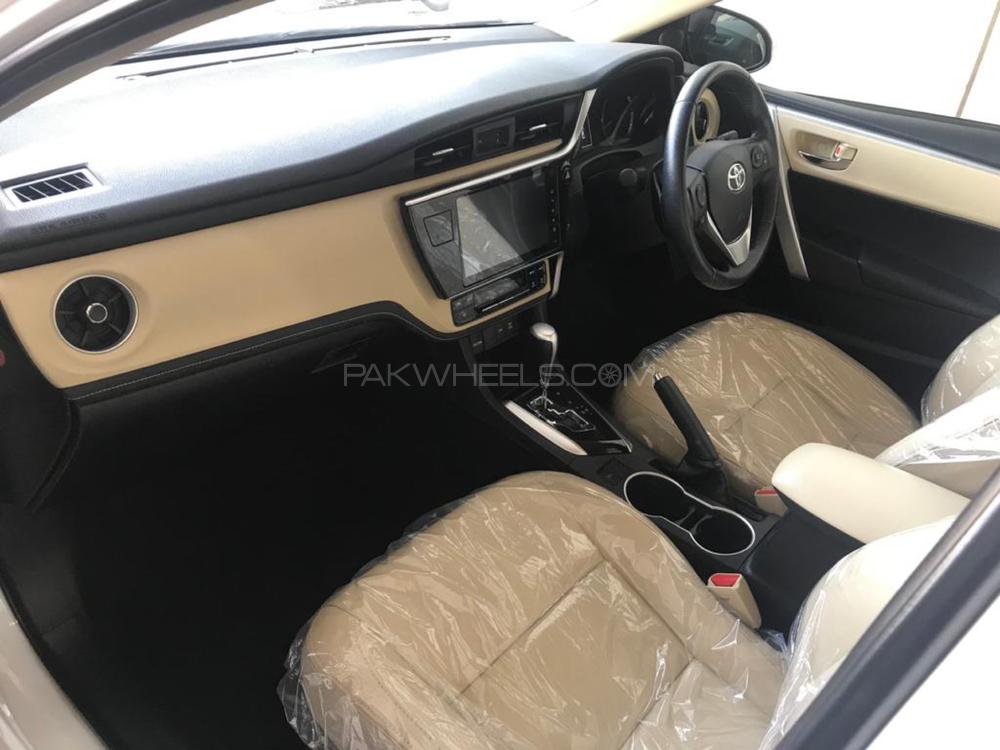 Toyota Corolla 2017 for Sale in Lahore Toyota Corolla 2017 for Sale in Lahore Image-2