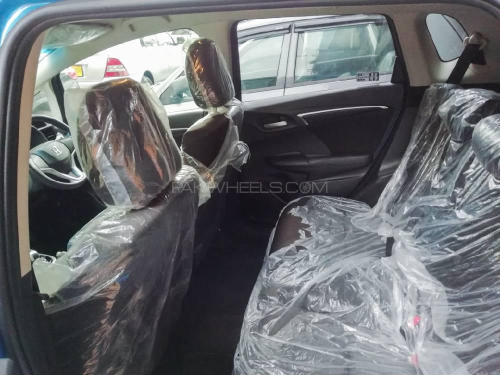 ہونڈا فٹ 2015 for Sale in کراچی ہونڈا فٹ 2015 for Sale in کراچی Image-7
