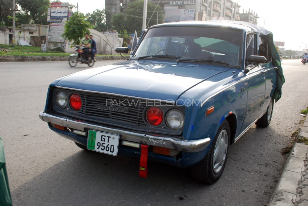 Toyota Corona - 1967  Image-1