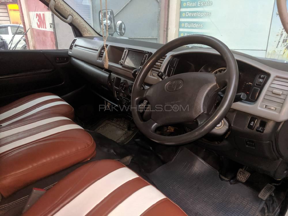 Toyota Hiace 2006 for Sale in Karachi Toyota Hiace 2006 for Sale in Karachi Image-5