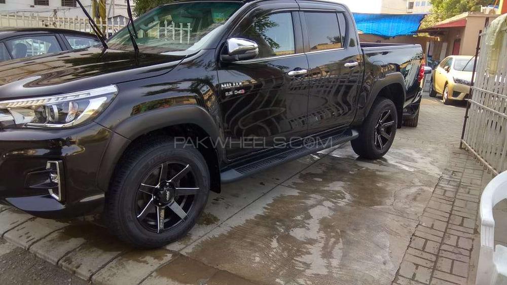 Toyota Hilux 2018 for Sale in Karachi Toyota Hilux 2018 for Sale in Karachi Image-2